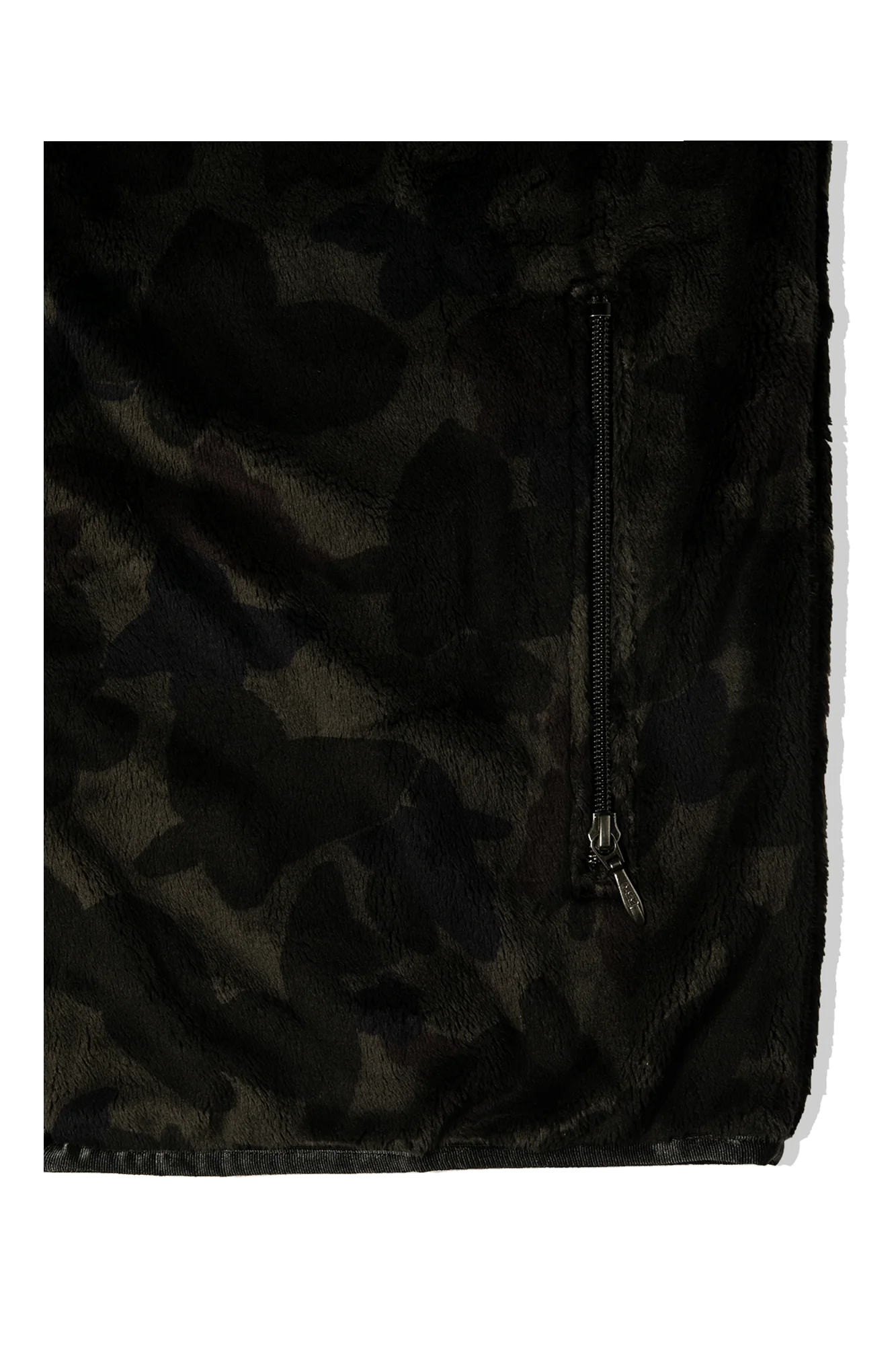 Papillon Micro Fur W.U. Piping Vest - Image 6