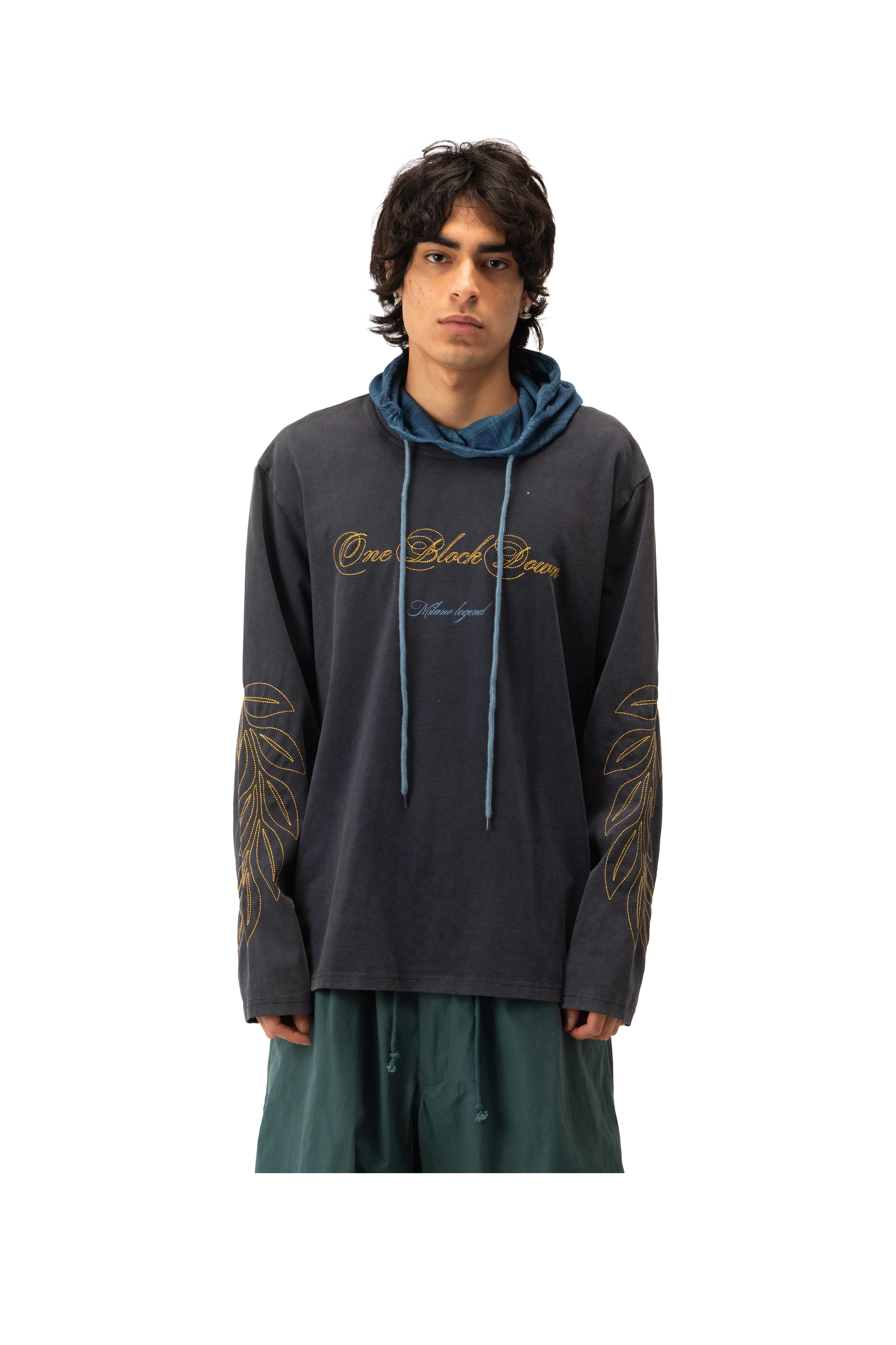 Stadium Longsleeve Hood T-Shirt - Image 9